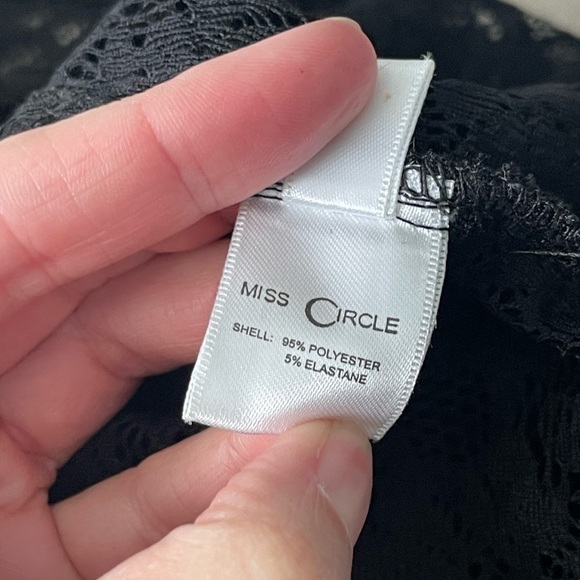 NEW Miss Circle Veronica Black Lace Maxi Stay At Home Daughter #SAHD M = US 6-8 - Picture 11 of 12